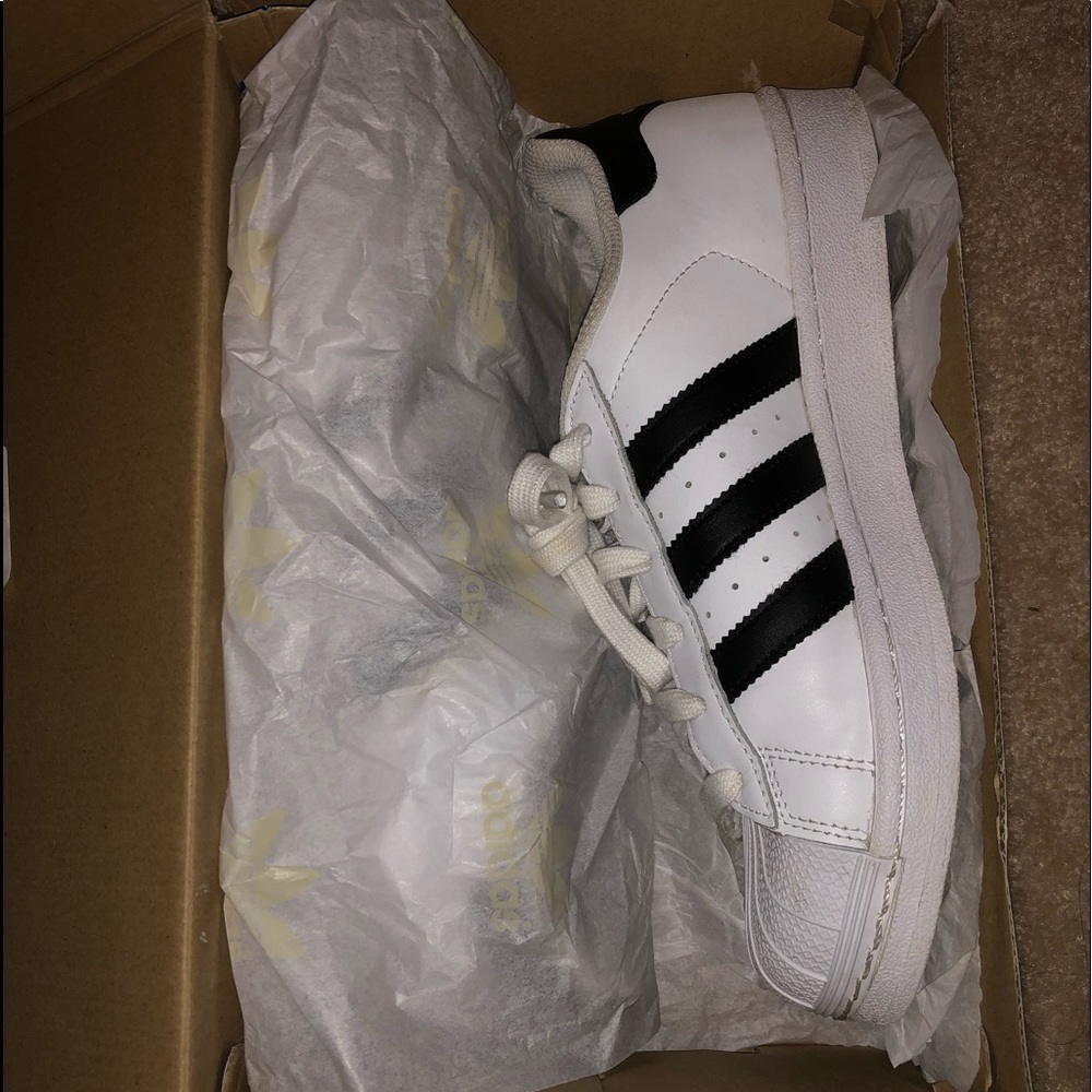 Adidas- original superstars